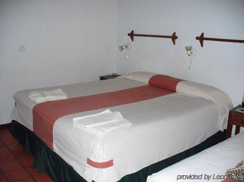 Donna Alda Hotel Salta Szoba fotó
